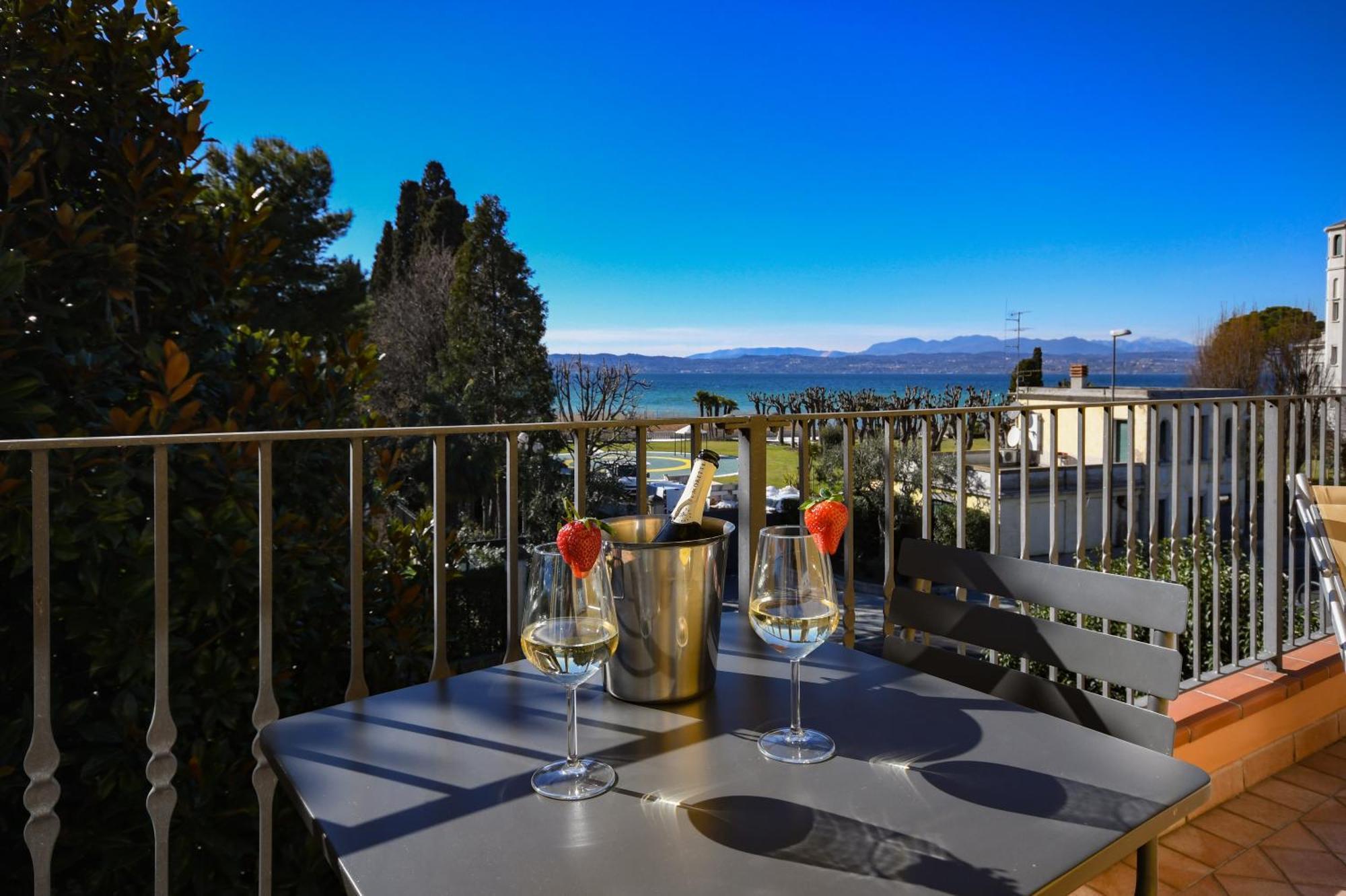 Casa Dei Pescatori Villa Sirmione Buitenkant foto